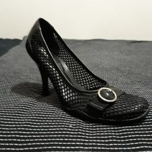 SCHUTZ BRAND HIGH HEELS, BLACK, SIZE 6, EXCELLENT CONDITION